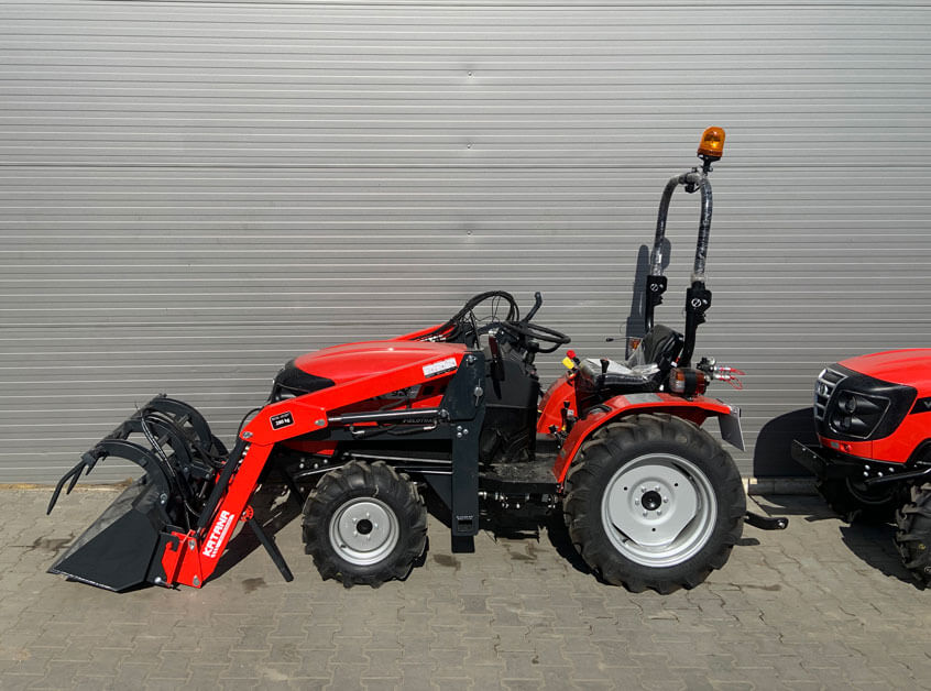 Mini Traktorek z Ładowaczem Czołowym VST Fieldtrac 927