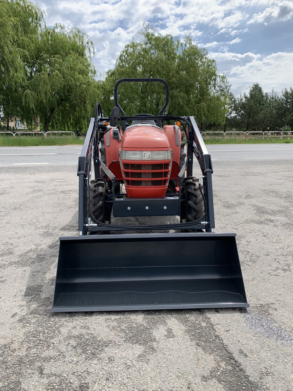 Traktorek Yanmar RS27 z ładowaczem czołowym