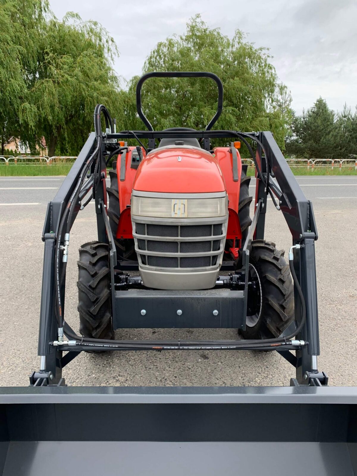 Traktorek Yanmar RS27 z ładowaczem czołowym