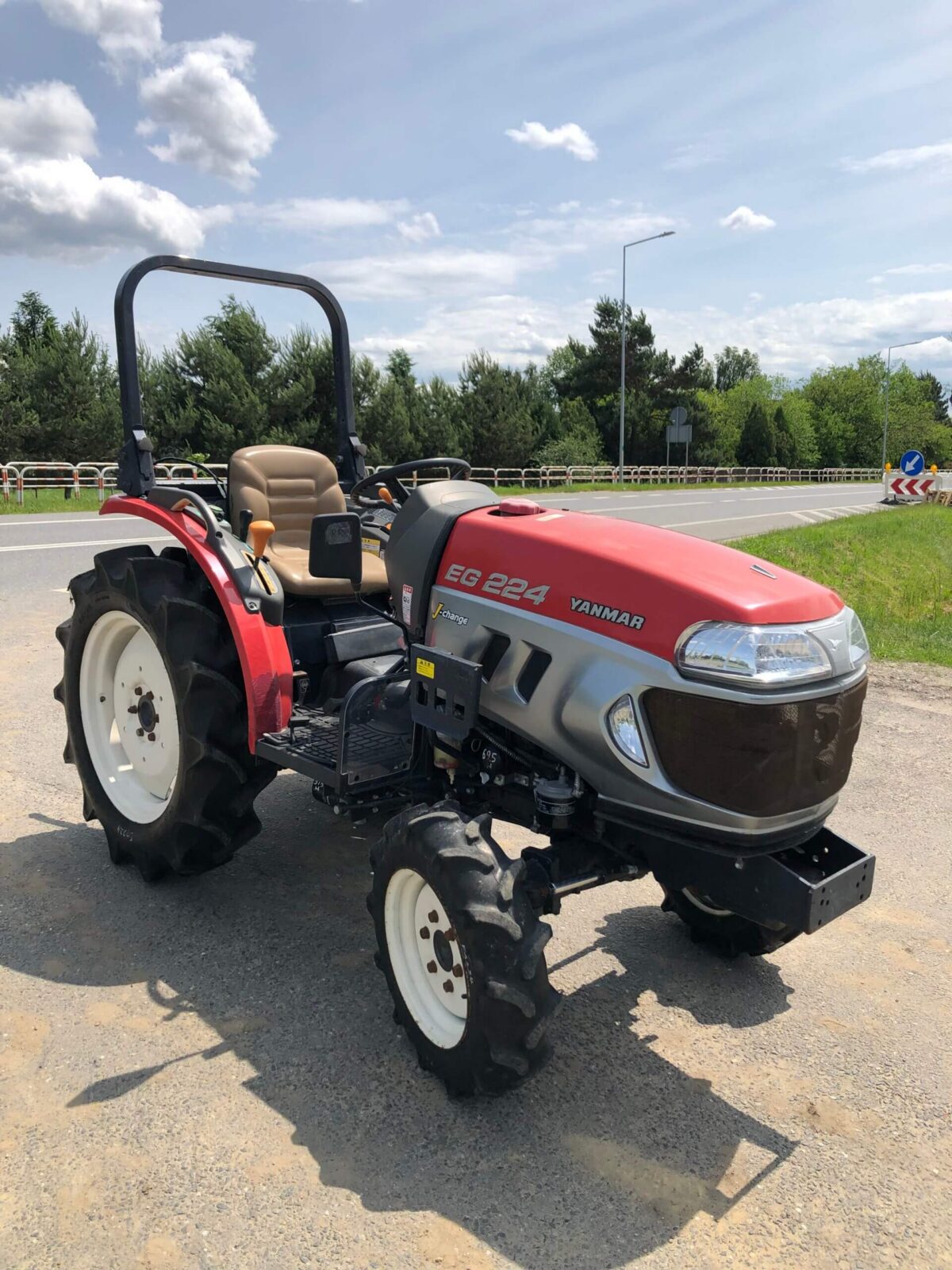 Traktorek Yanmar EG224