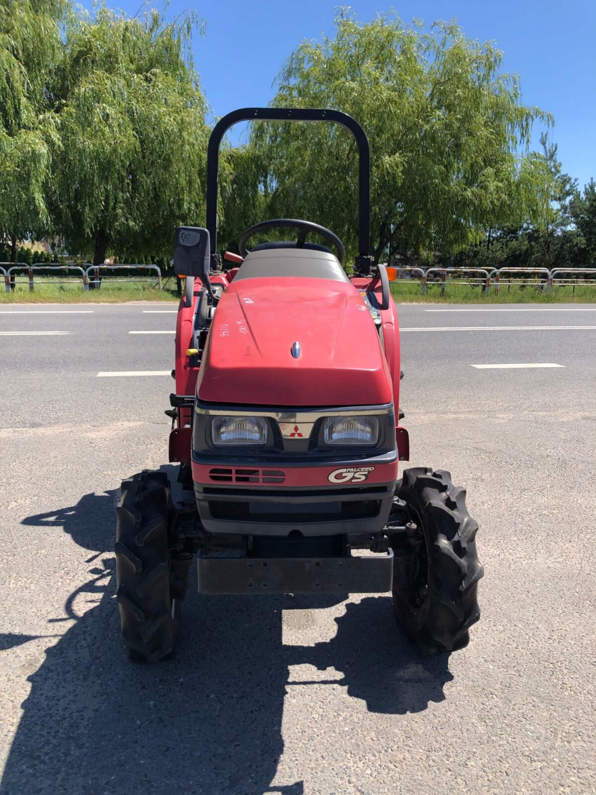 Traktorek Mitsubishi MT170