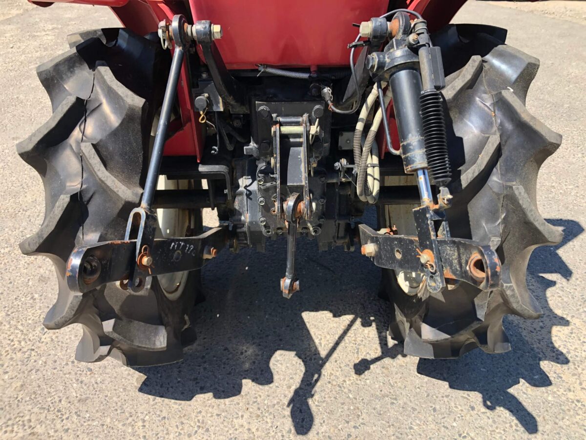 Traktorek Mitsubishi MT170