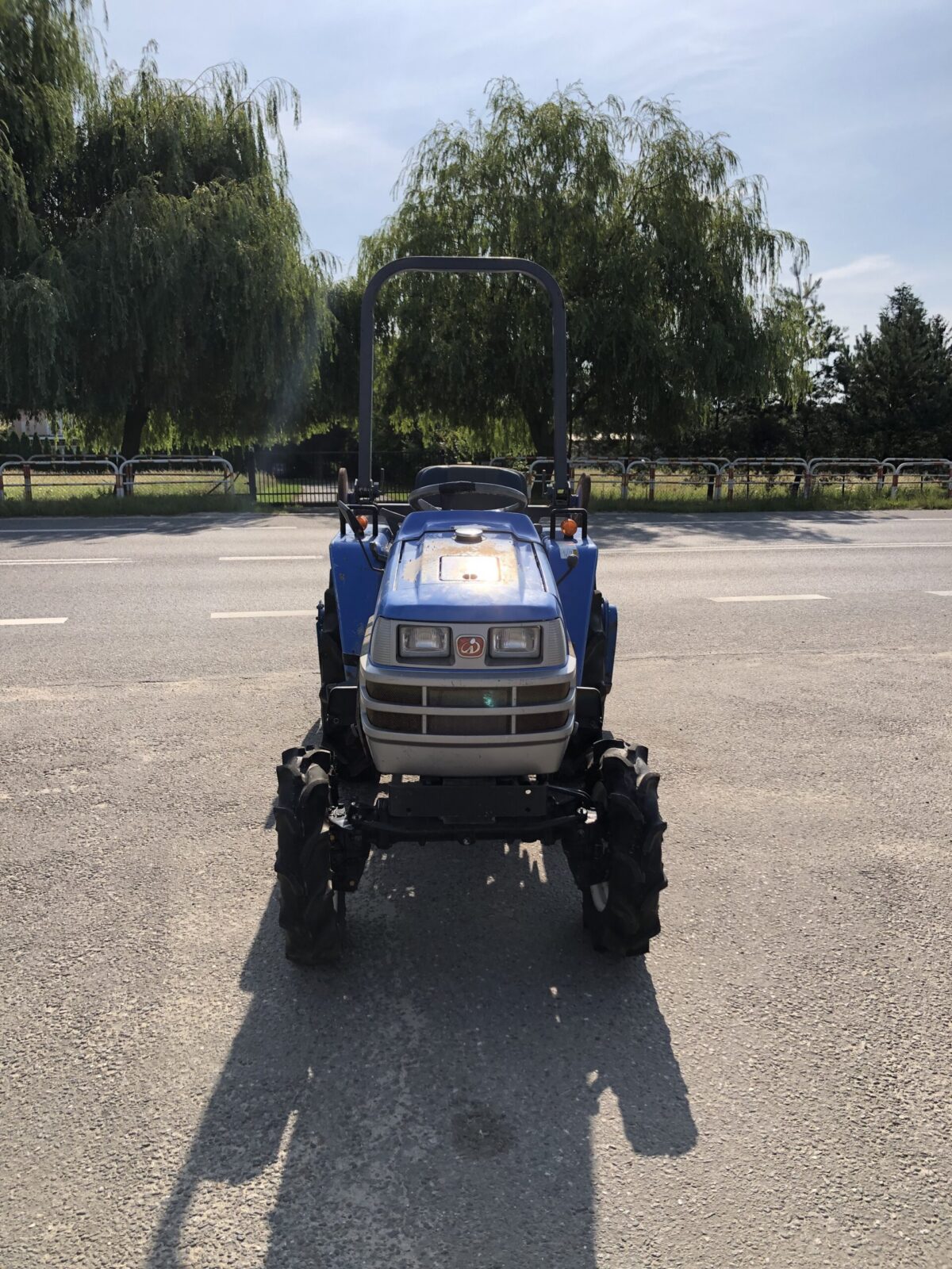 Traktorek Iseki TM15 z glebogryzarką