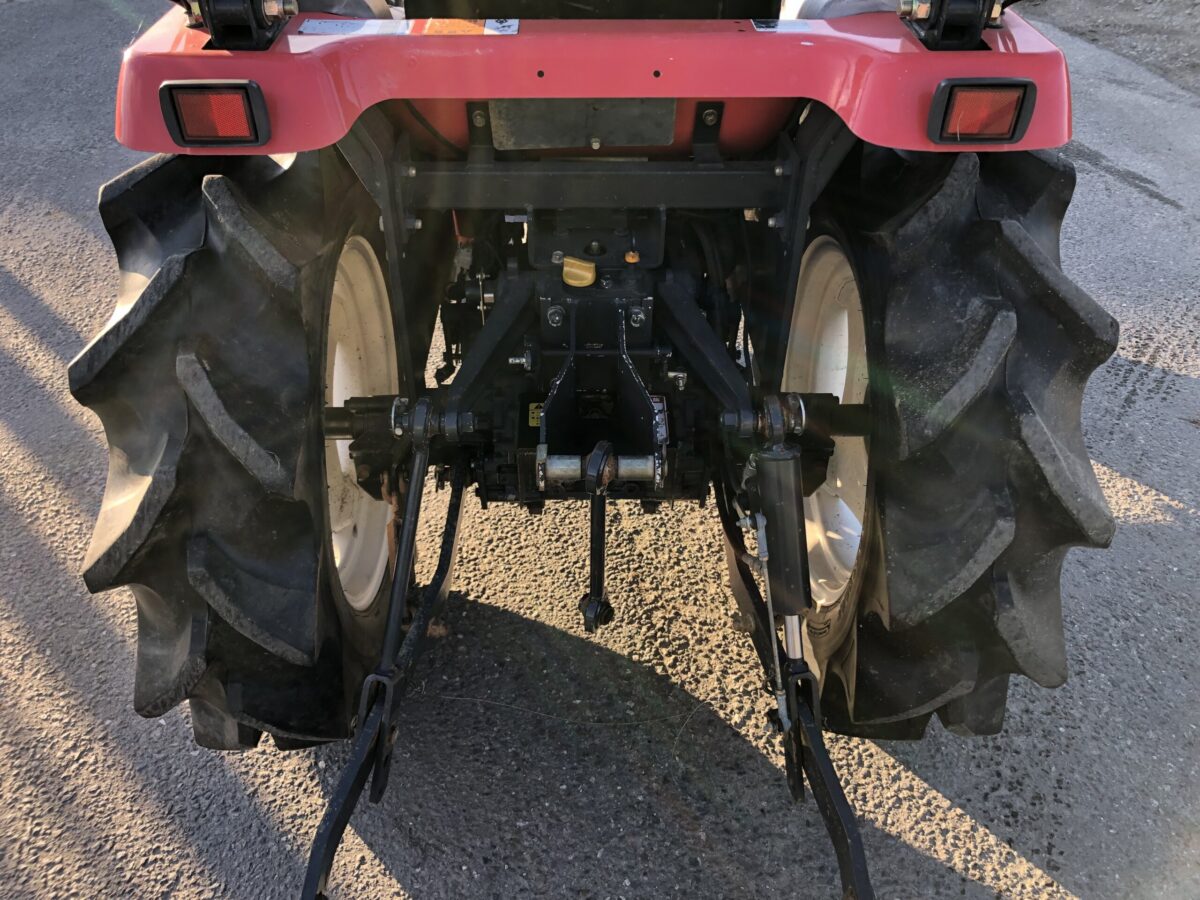 Traktorek Yanmar EF120