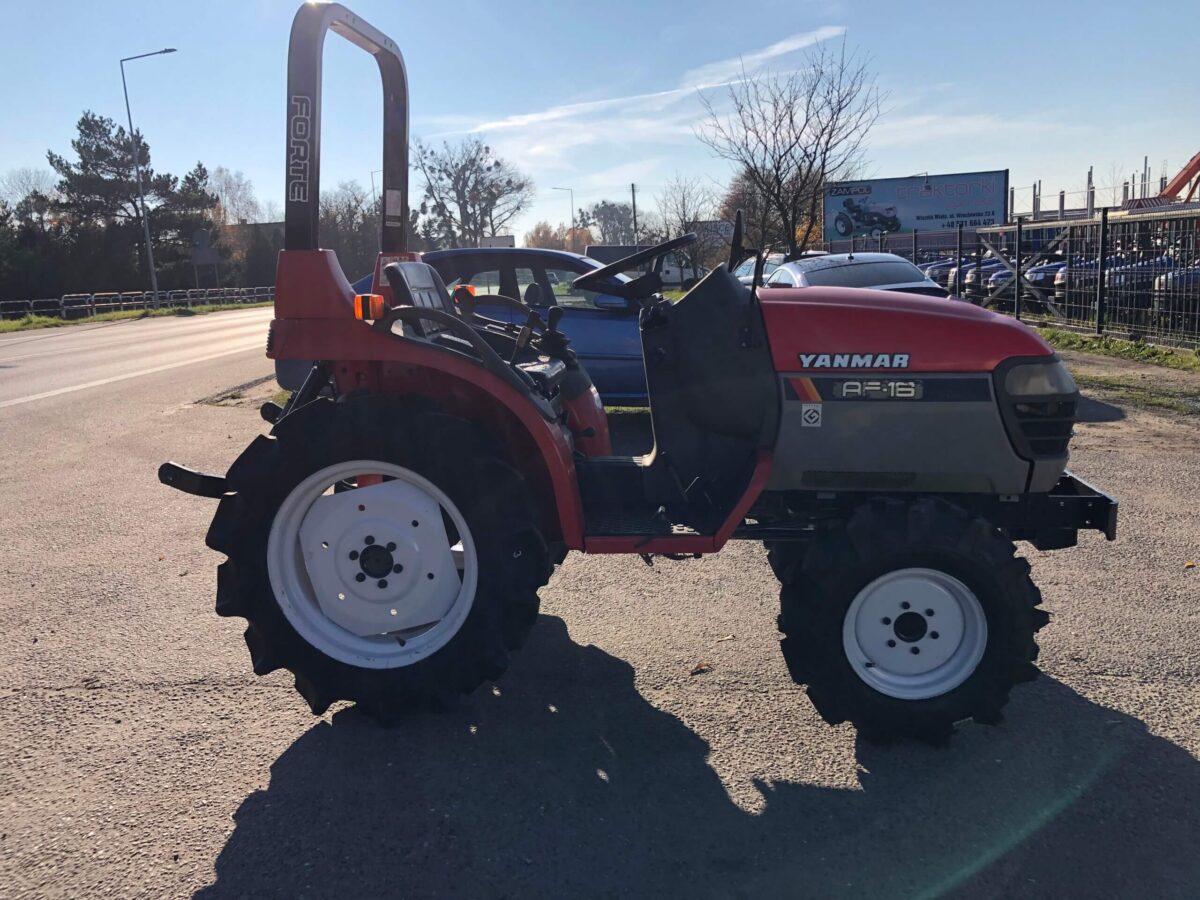 Traktorek Yanmar AF16 - wspomaganie kierownicy