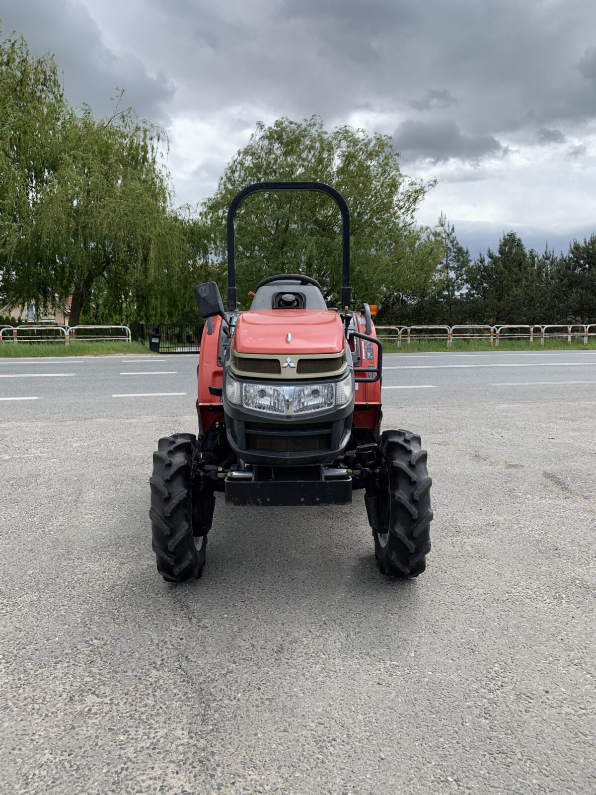 Traktorek Mitsubishi GS250