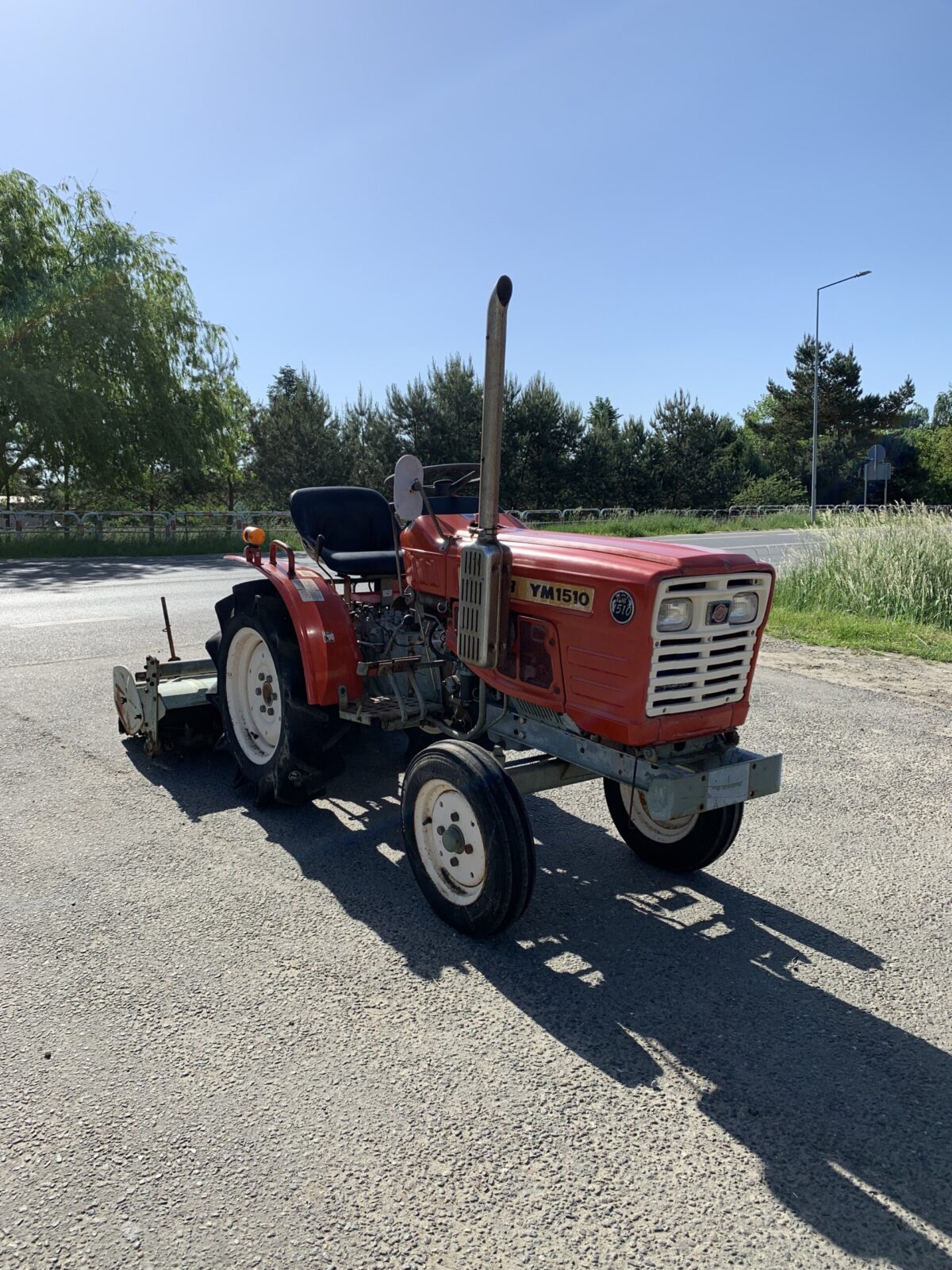 Traktorek Yanmar YM1510 2WD z glebogryzarką