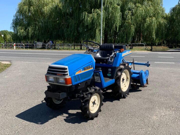 Traktorek Iseki TU157 z glebogryzarką