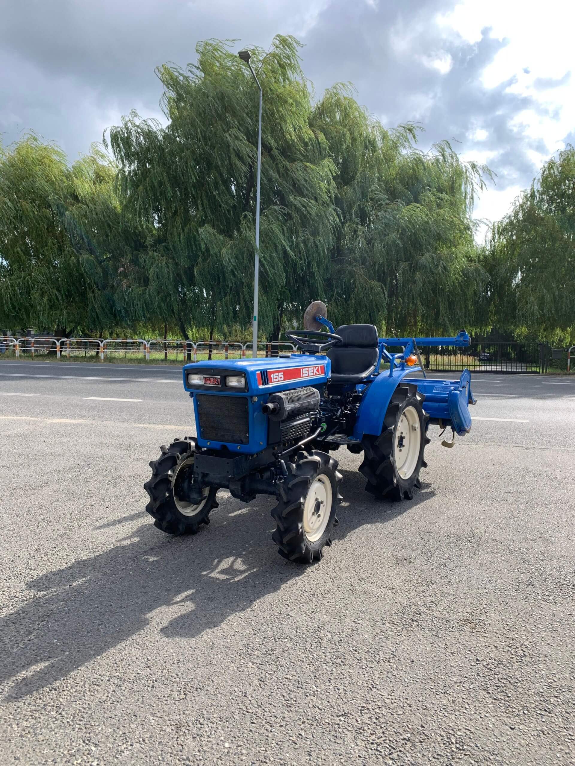 Traktorek Iseki TX155 z glebogryzarką